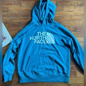 North Face hoodie! Size medium!